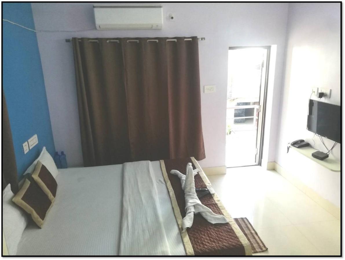 Railview Inn 布巴内什瓦尔 外观 照片